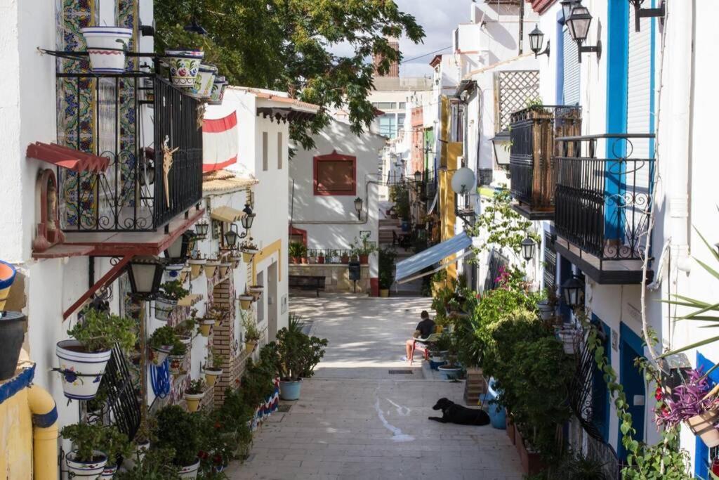 House With Sea View In The Old Town Of Alicante Villa Exterior photo