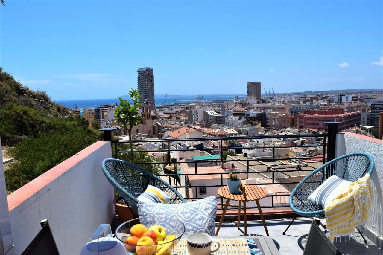 House With Sea View In The Old Town Of Alicante Villa Exterior photo