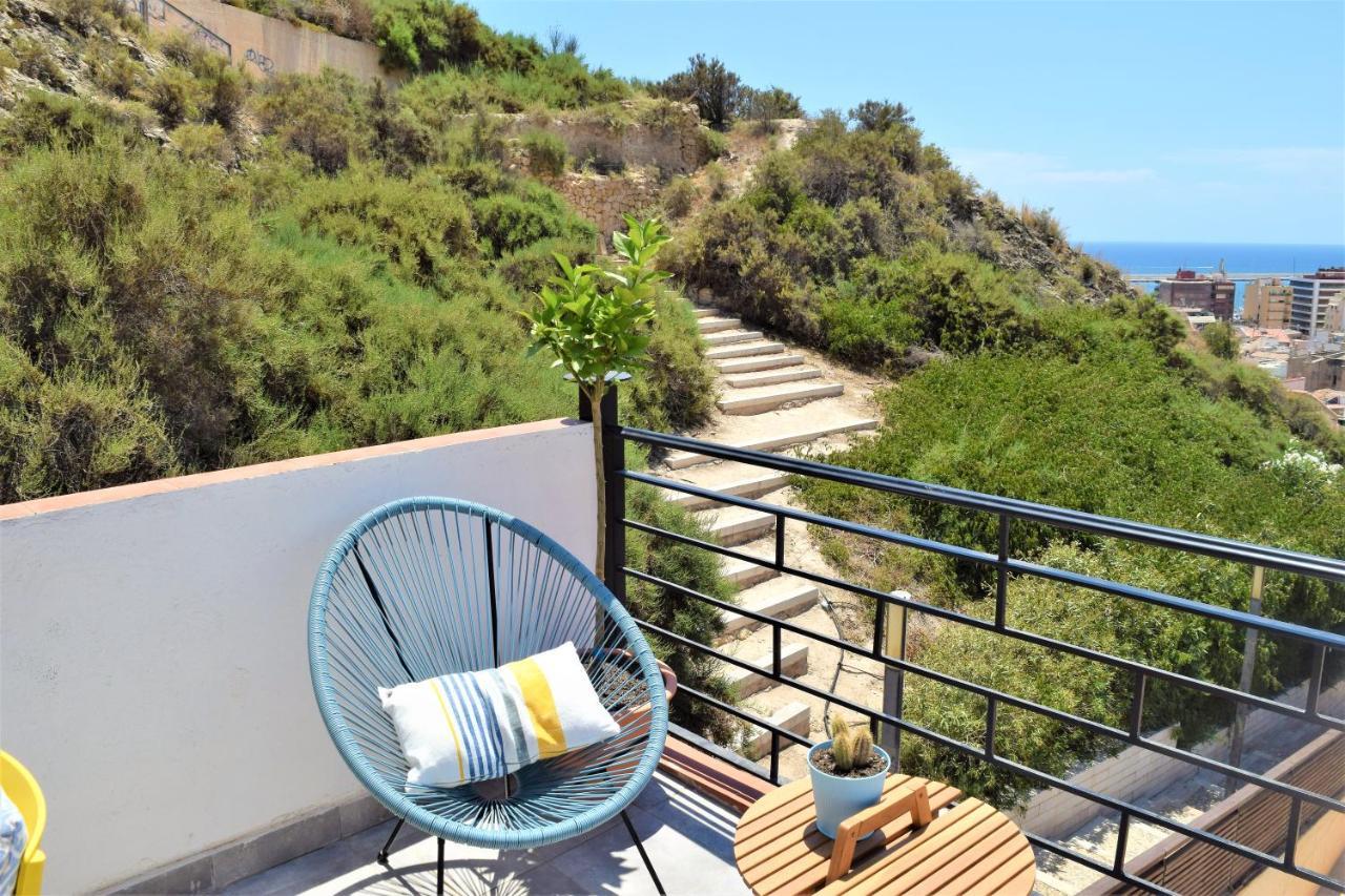 House With Sea View In The Old Town Of Alicante Villa Exterior photo