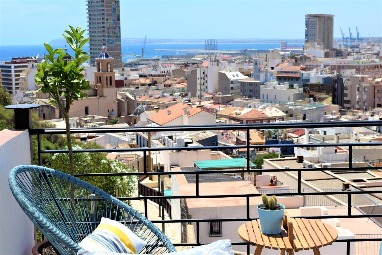 House With Sea View In The Old Town Of Alicante Villa Exterior photo